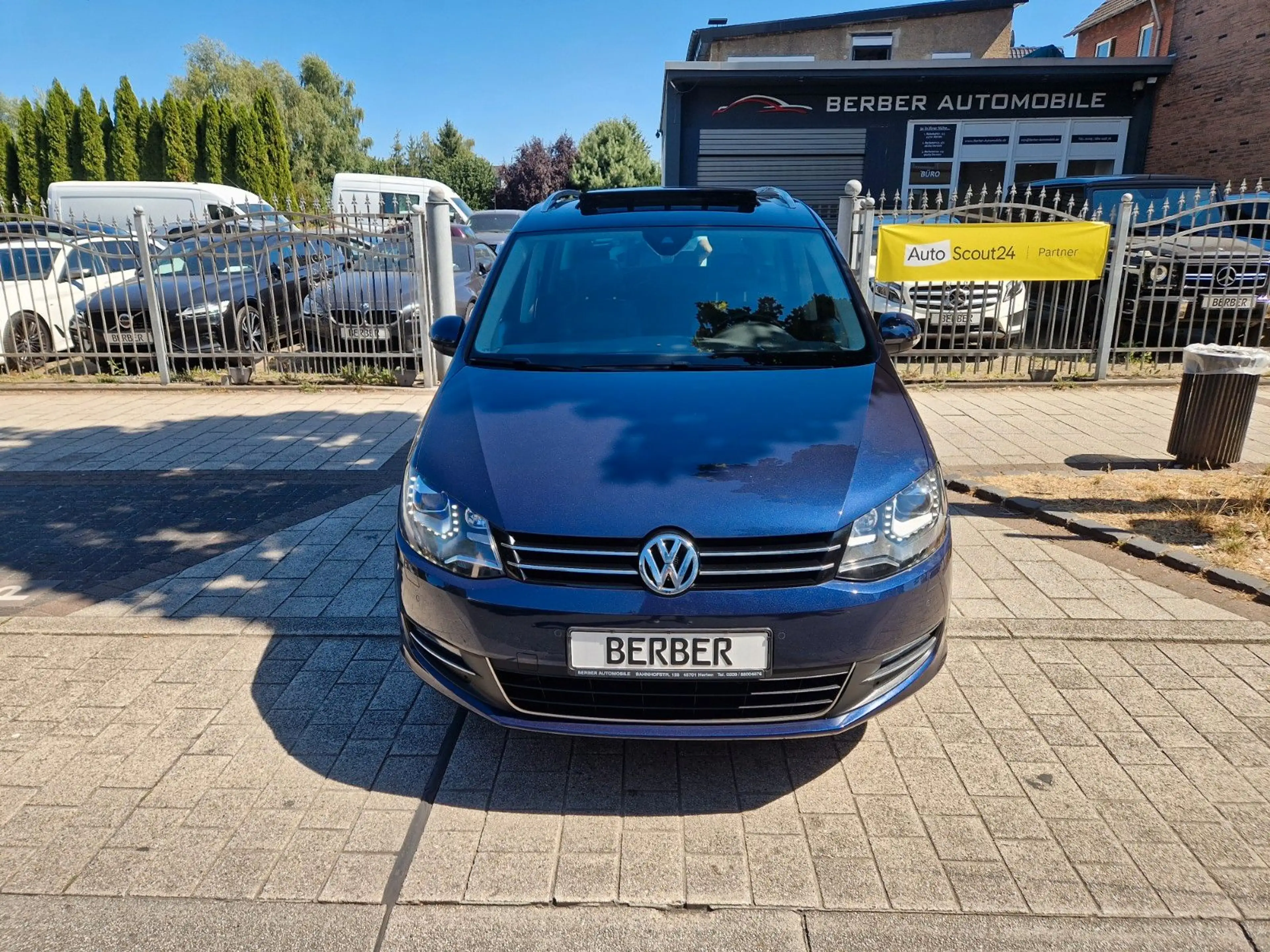 Volkswagen Sharan Highline BMT *2.Hand*7-Sitzer*LED*Leder* — photo 2