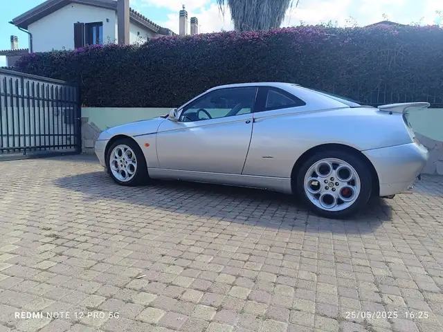 Alfa Romeo GTV
