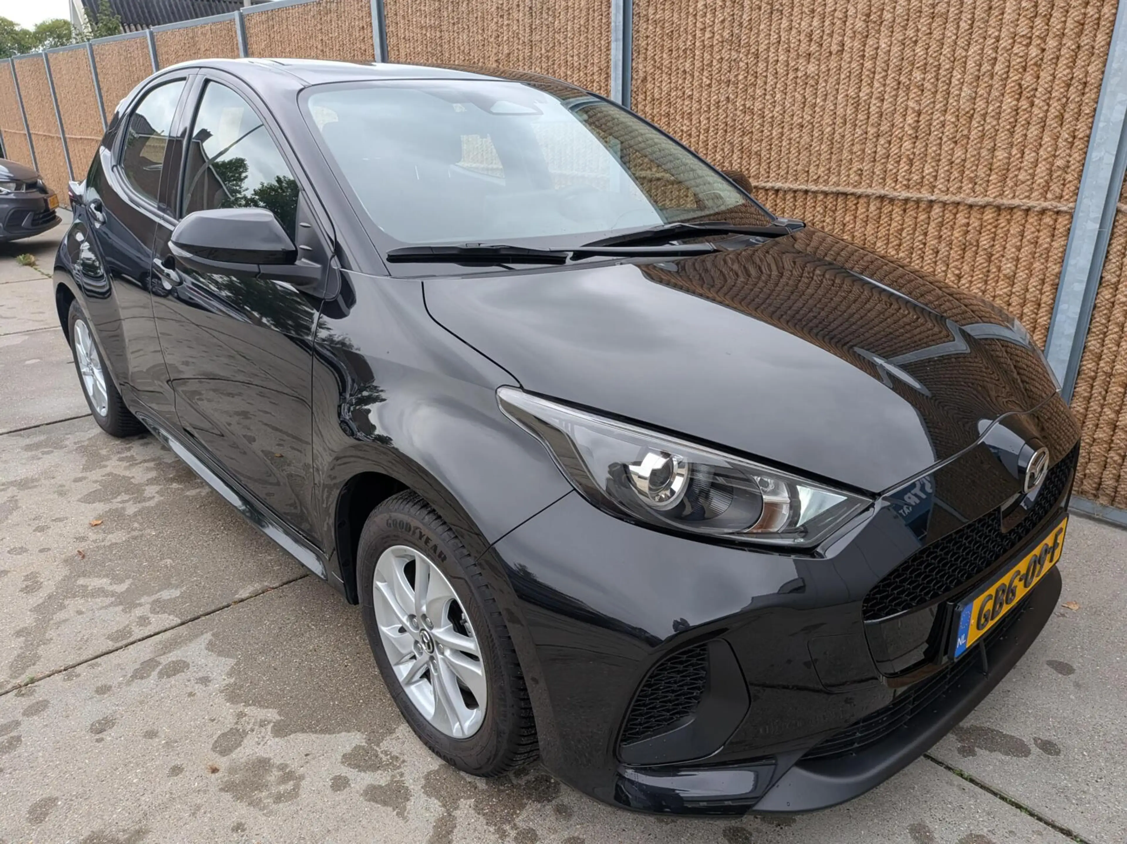 Mazda 2 Hybrid 1.5 Centre-line — photo 5