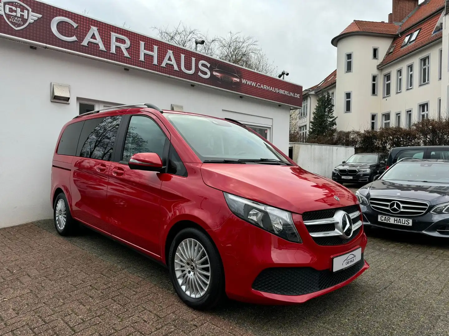 Mercedes-Benz V 220 d EDITION 9G-Tronic *Distronic*Aus 1.Hand* Rojo - 1