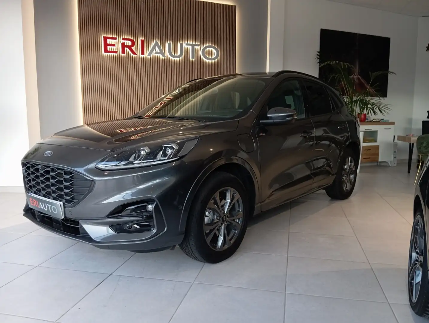 Ford Kuga 2.5 Duratec PHEV ST-Line X Graphite Tech 4x2 Grigio - 1
