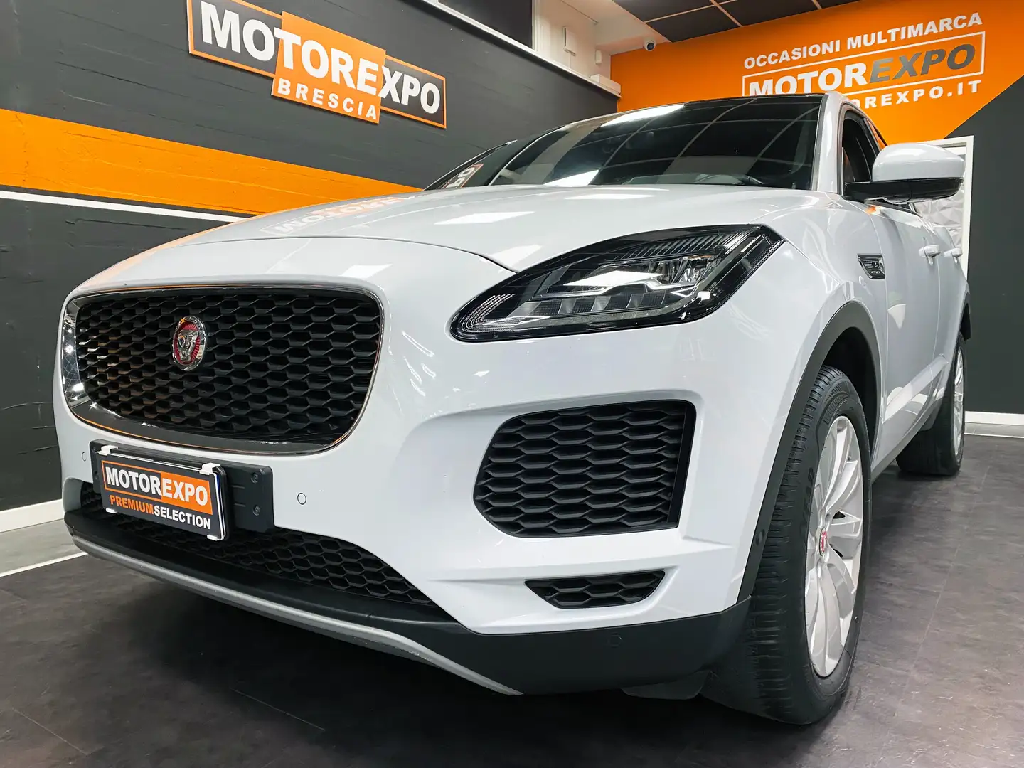 Jaguar E-Pace 2.0d i4 180cv AWD 4x4 Dynamic S Autom. HUD-CarPlay Blanc - 1