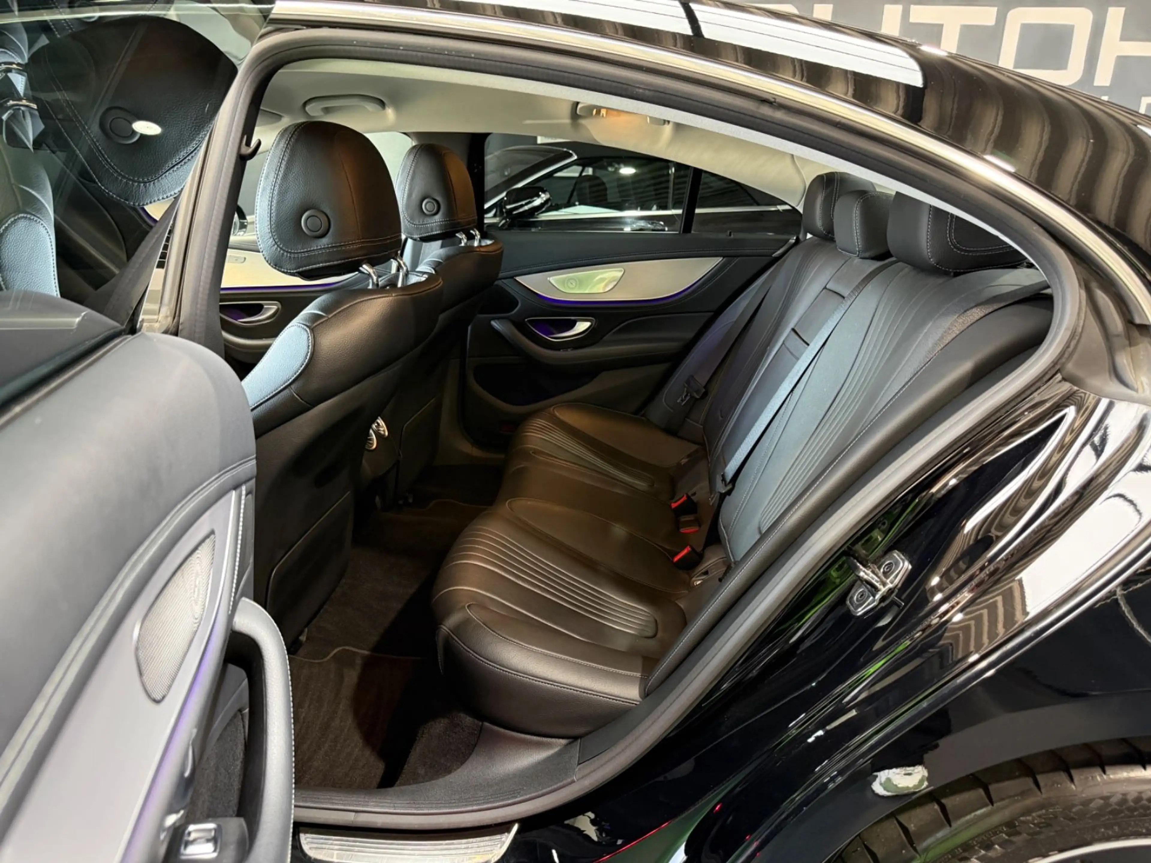 Mercedes-Benz CLS 220 d 1HD/AMG-L/Burmester/R-Kamera — photo 9