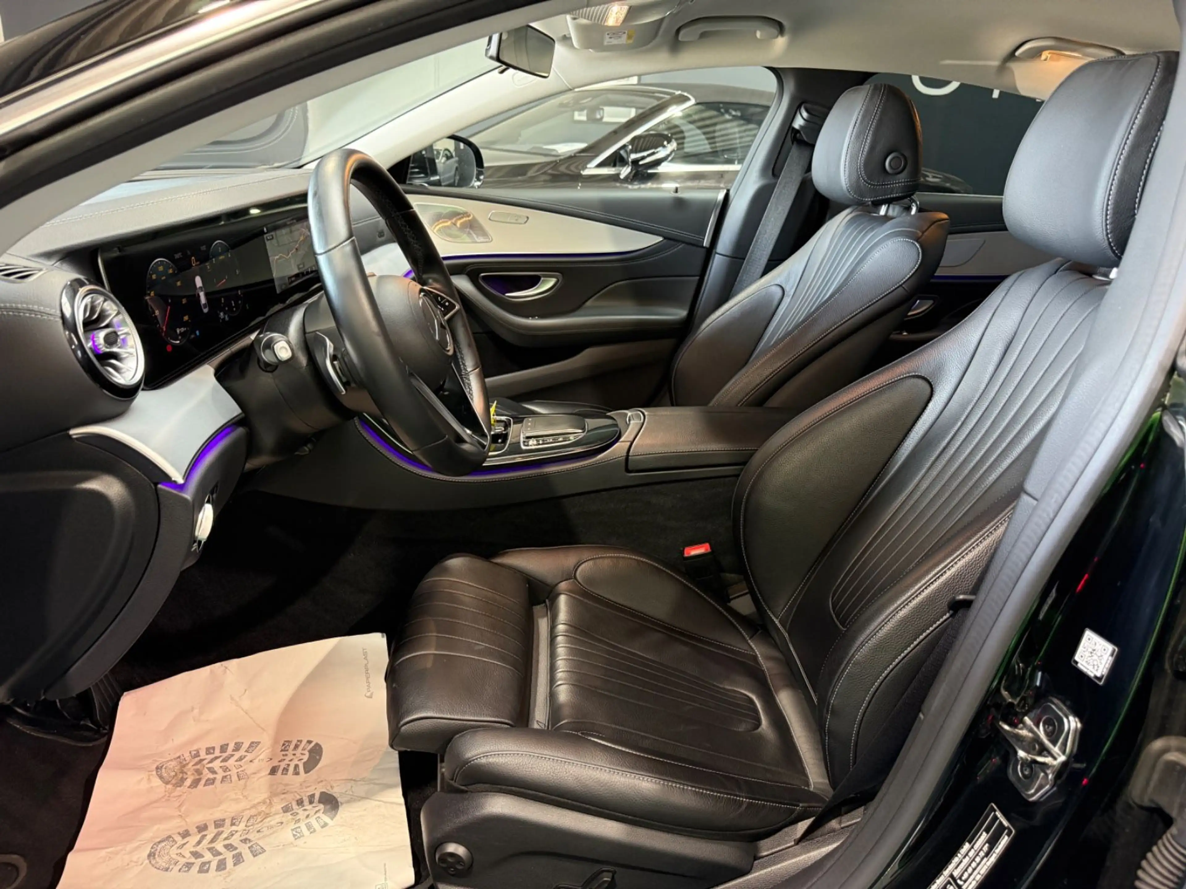Mercedes-Benz CLS 220 d 1HD/AMG-L/Burmester/R-Kamera — photo 10