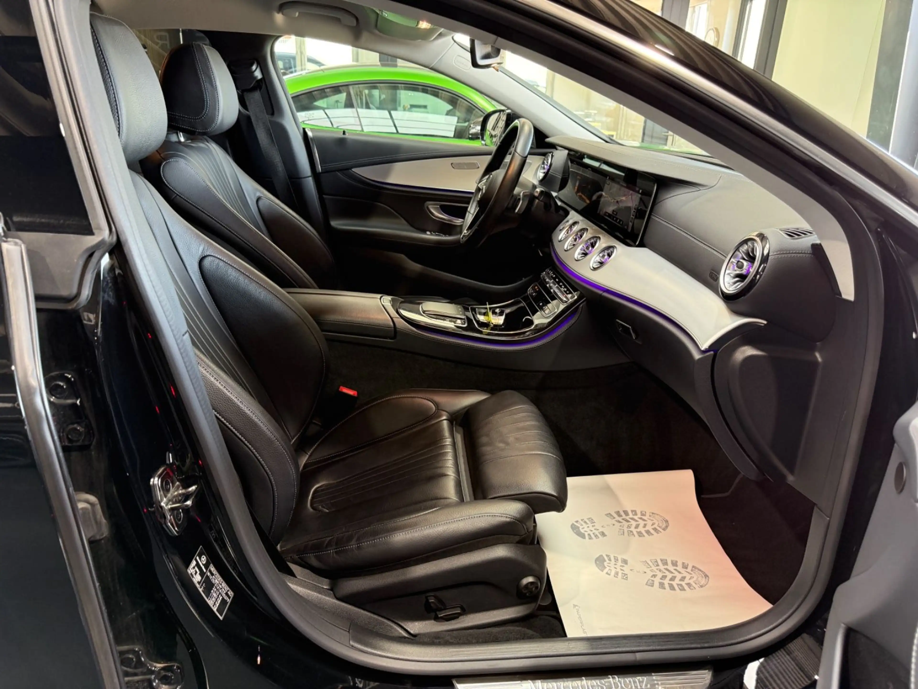 Mercedes-Benz CLS 220 d 1HD/AMG-L/Burmester/R-Kamera — photo 13