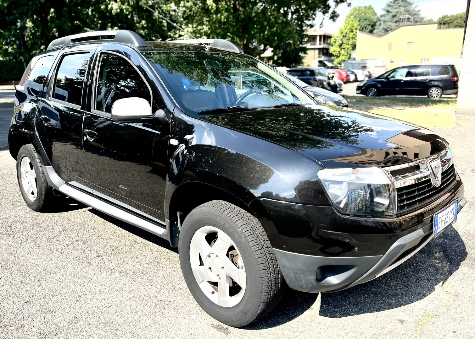 Dacia Duster 1.6 benzina €5 interni pelle 4x4 110cv - 1