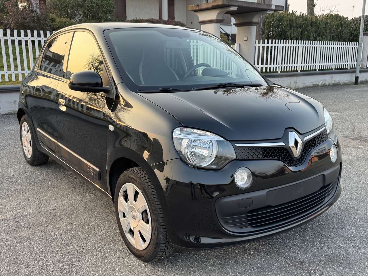 Renault Twingo 1.0 sce Live 70cv