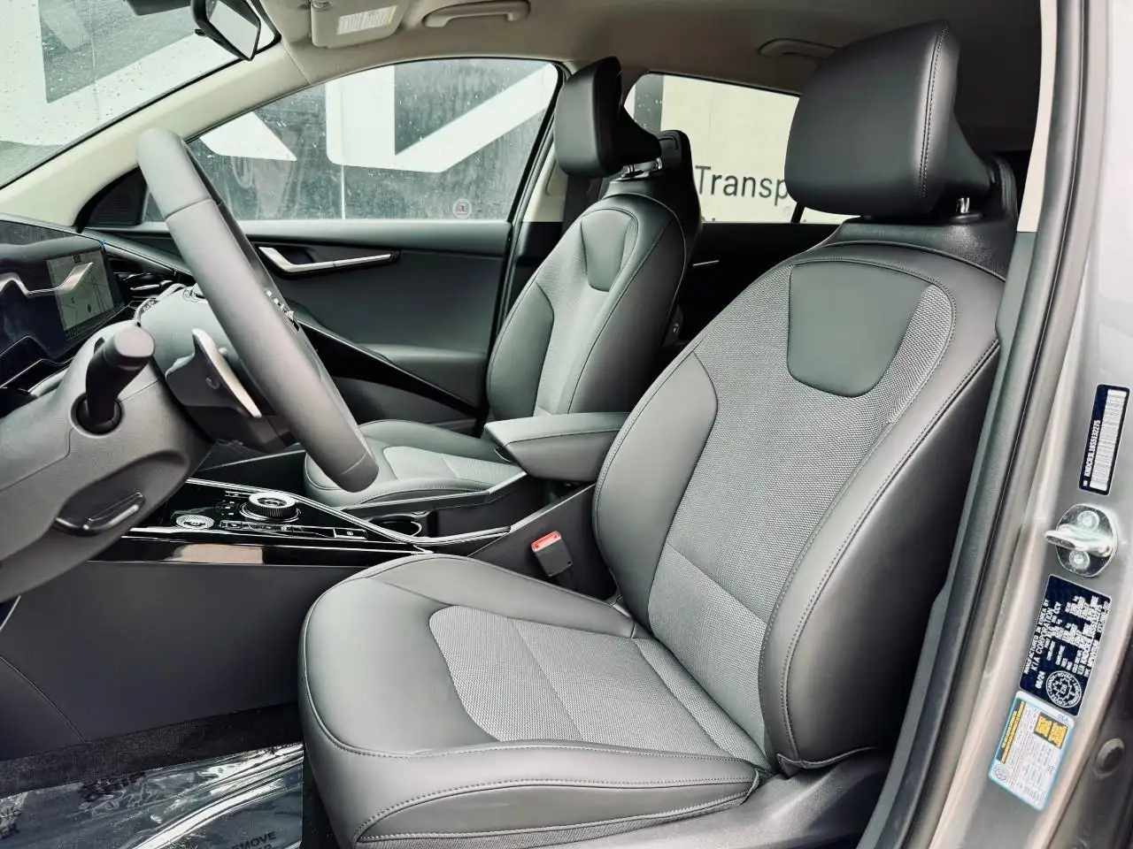 Kia Niro снимка Kia Niro