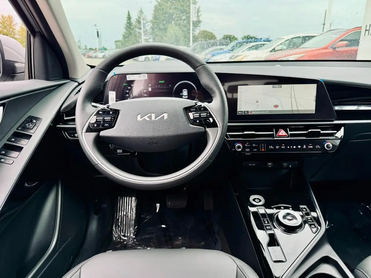 Kia Niro снимка Kia Niro