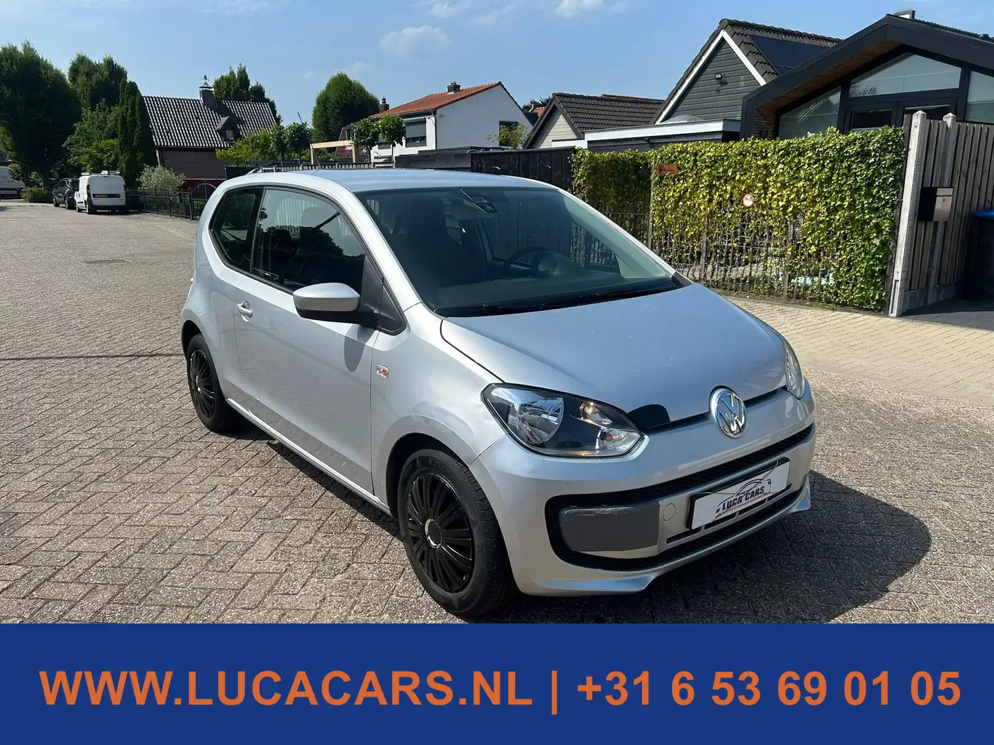 Volkswagen up! 1.0 move up! BlueMotion AIRCO Šedá - 2