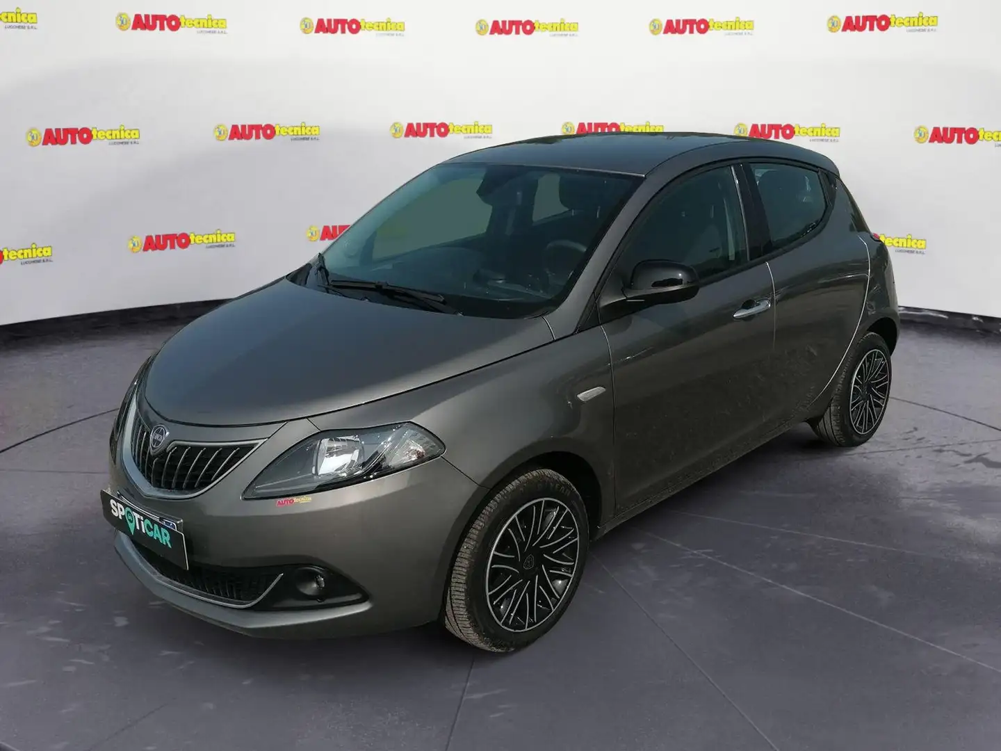 Lancia Ypsilon 1.0 FireFly 5 porte S&S Hybrid Gold Grigio - 1