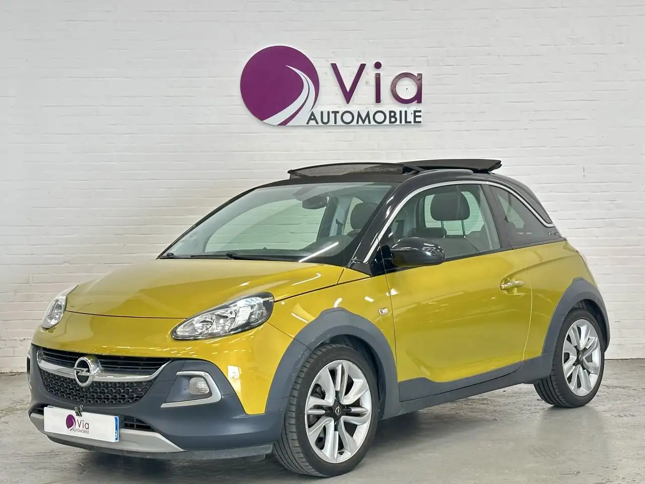Opel Adam 1.4i TWINPORT 87 ROCKS SWINGTOP / TOIT O