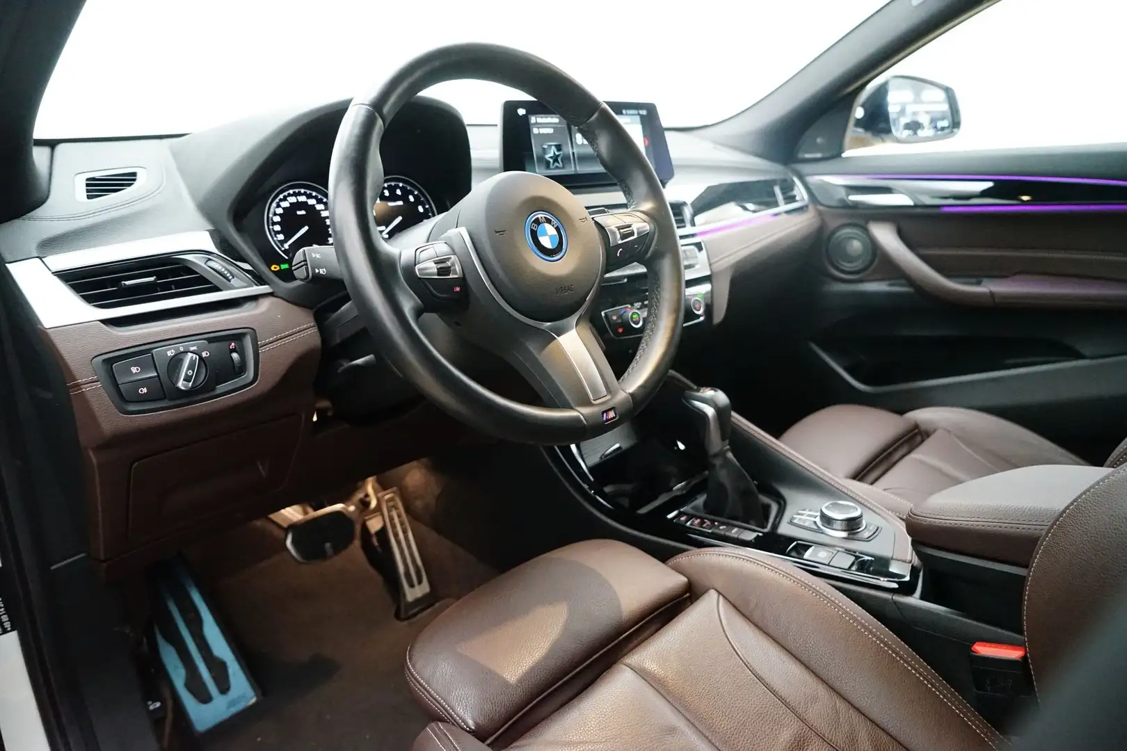 BMW X2 xDrive25e [M Sport, Navi+, RFK, HK Sound] Weiß - 2