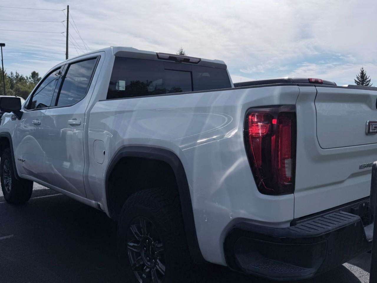 2026 GMC Sierra 1500 4WD Crew Cab 147  AT4X — photo 1