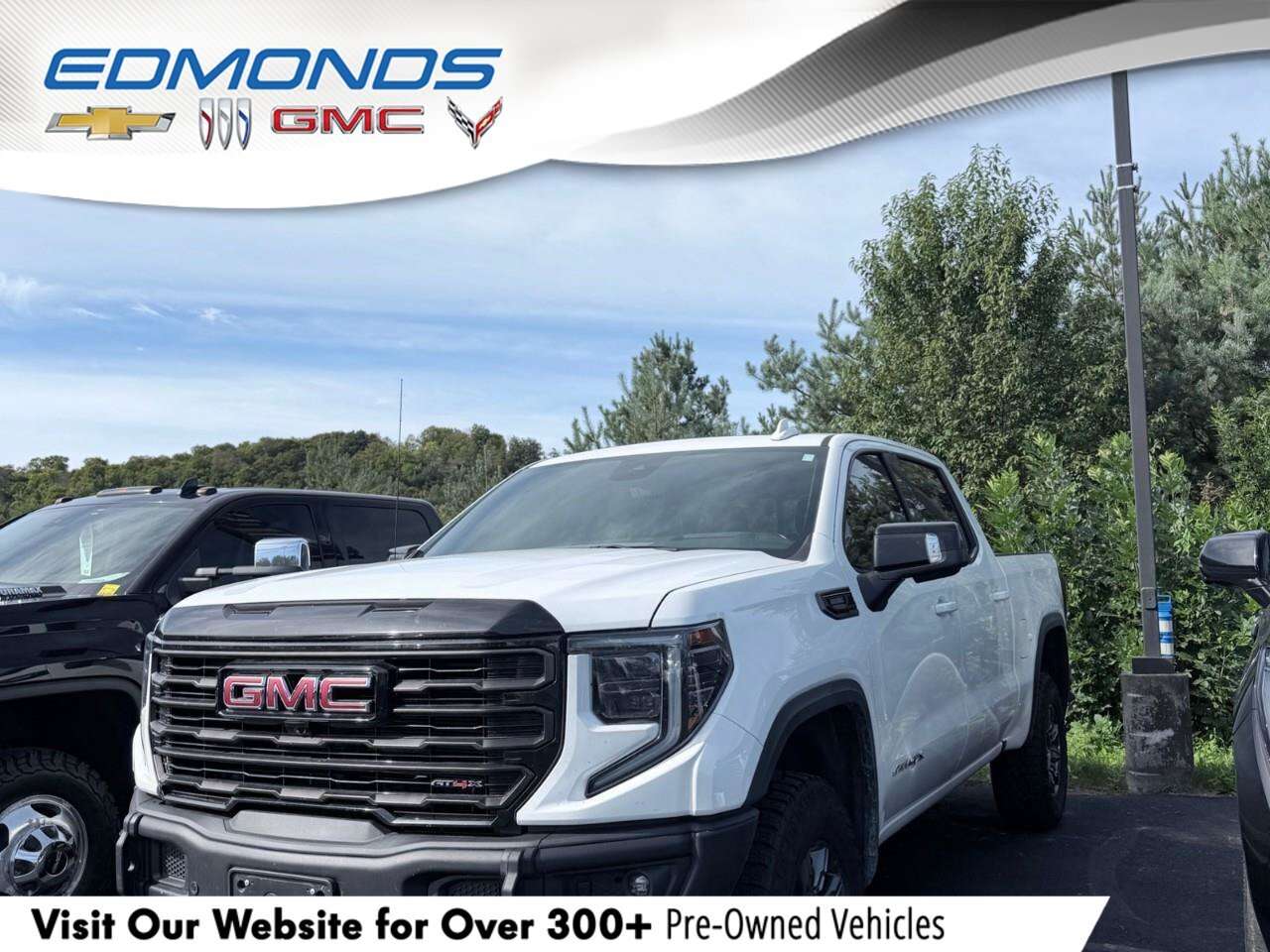 2026 GMC Sierra 1500 4WD Crew Cab 147  AT4X