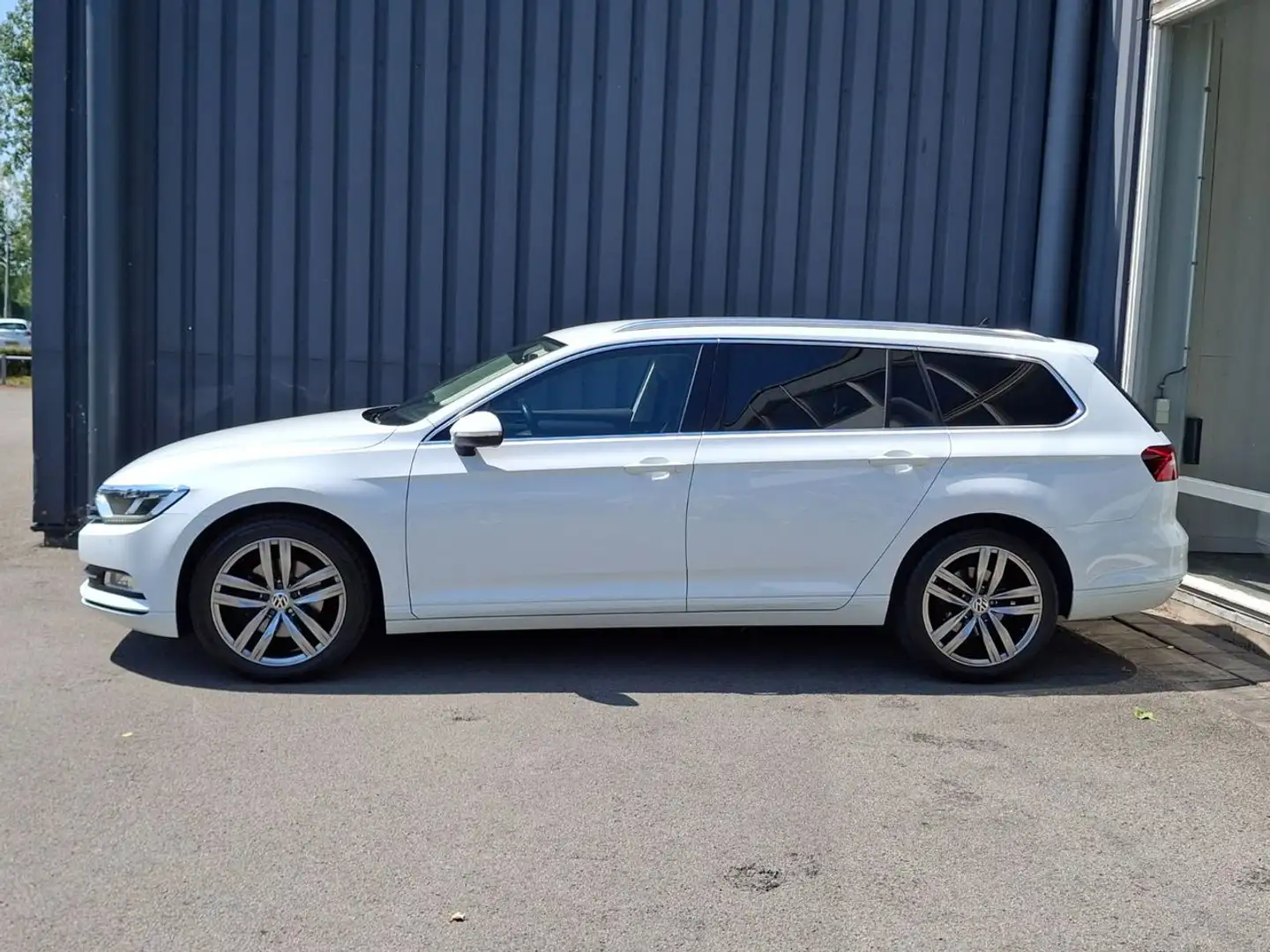 Volkswagen Passat Variant 1.6 TDI Business Edition | LED | LM | NAVI | CAMER Blanc - 2