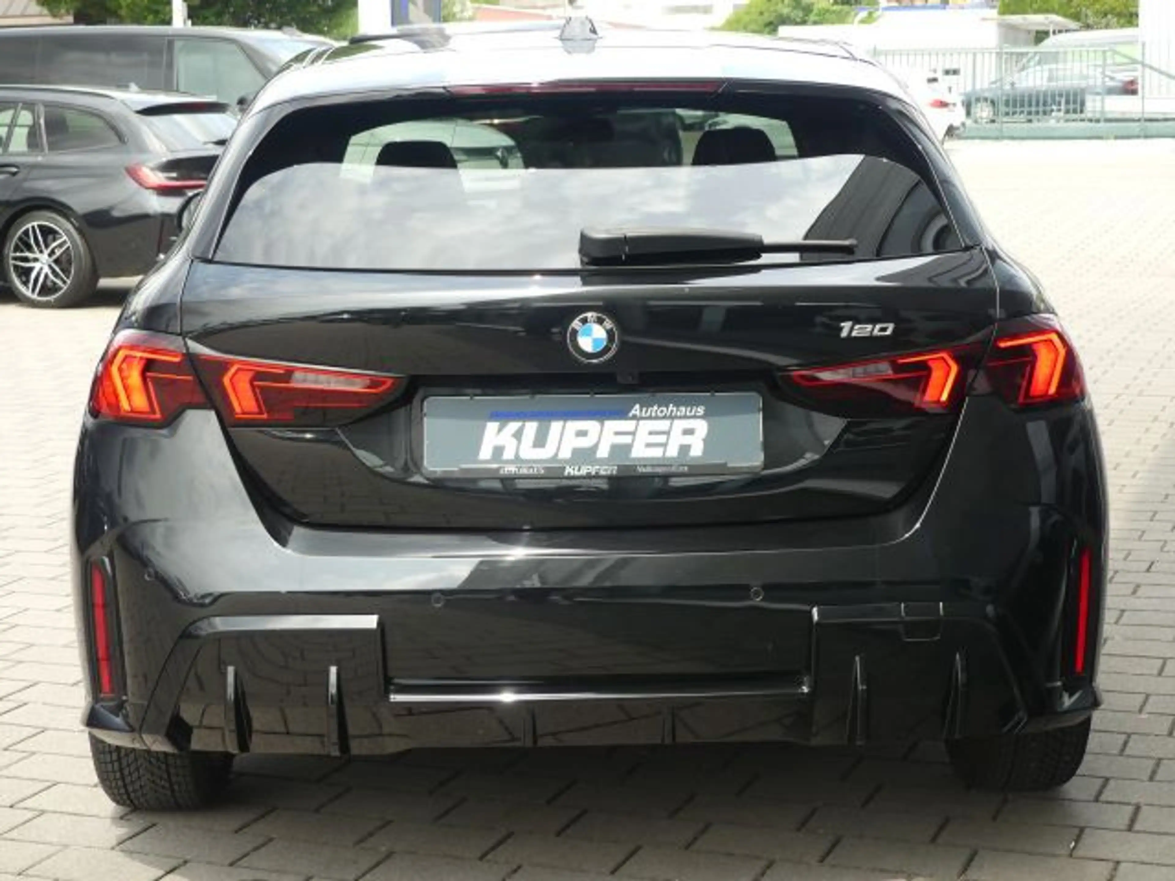 BMW 120 i M Sportpaket Aut°Ad.LED+Fwk.18-Harm.Kardo — photo 4