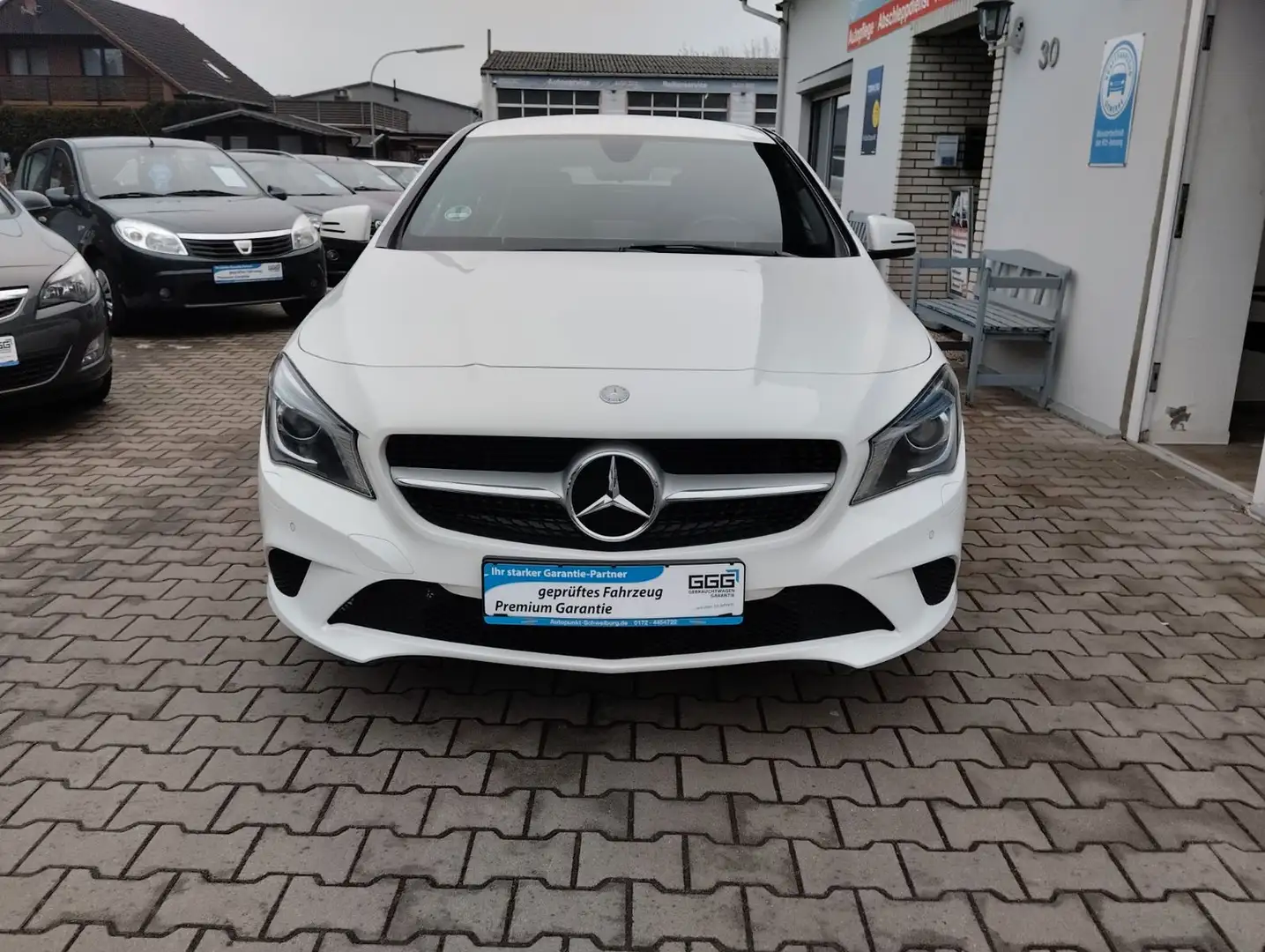 Mercedes-Benz Sonstige CLA 180 Shooting Brake TÜV-AU NEU Weiß - 2