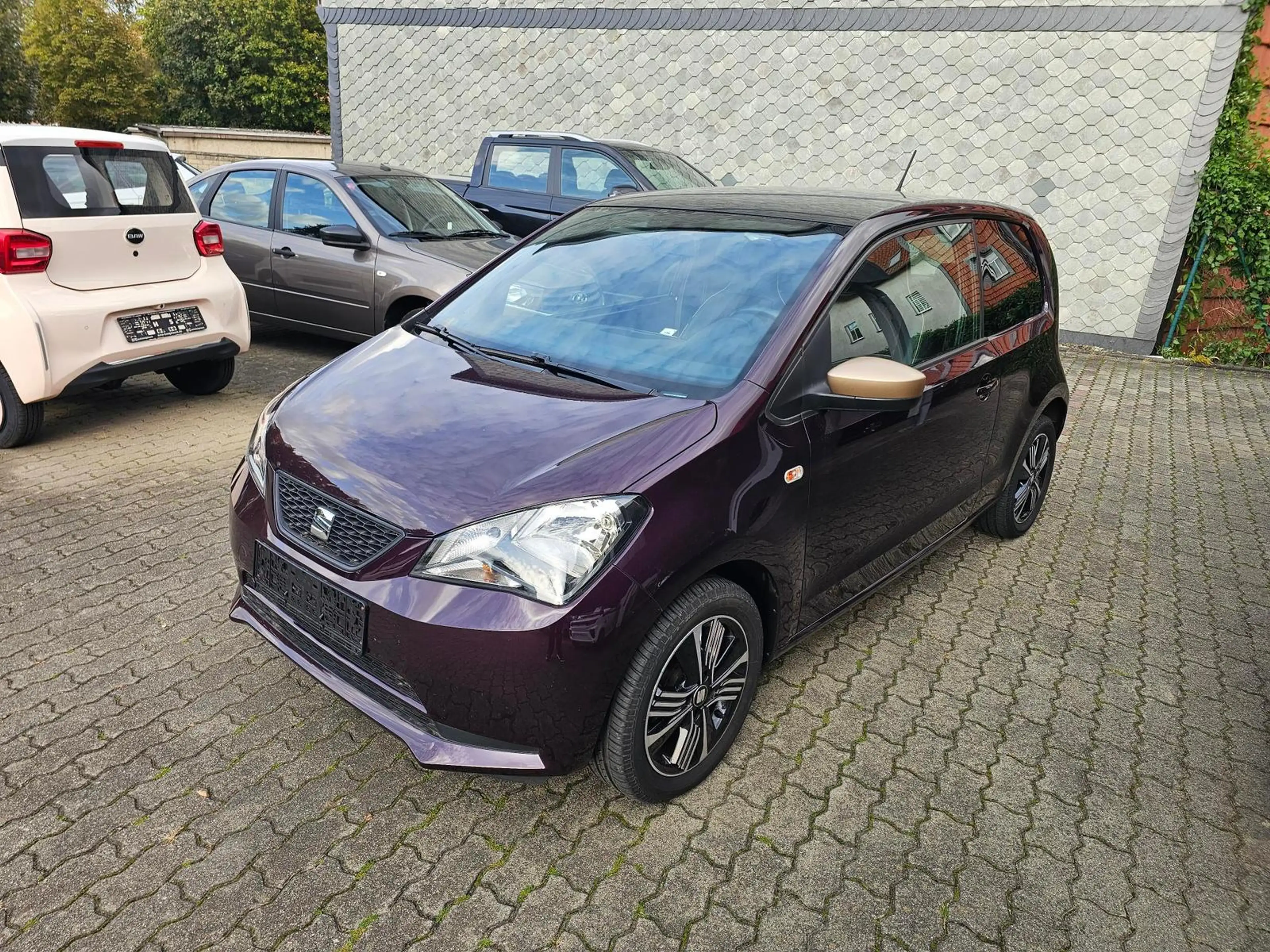 SEAT Mii 1.0 MPI COSMOPOLITAN+DACHKONTRAST+ALCANTARA+