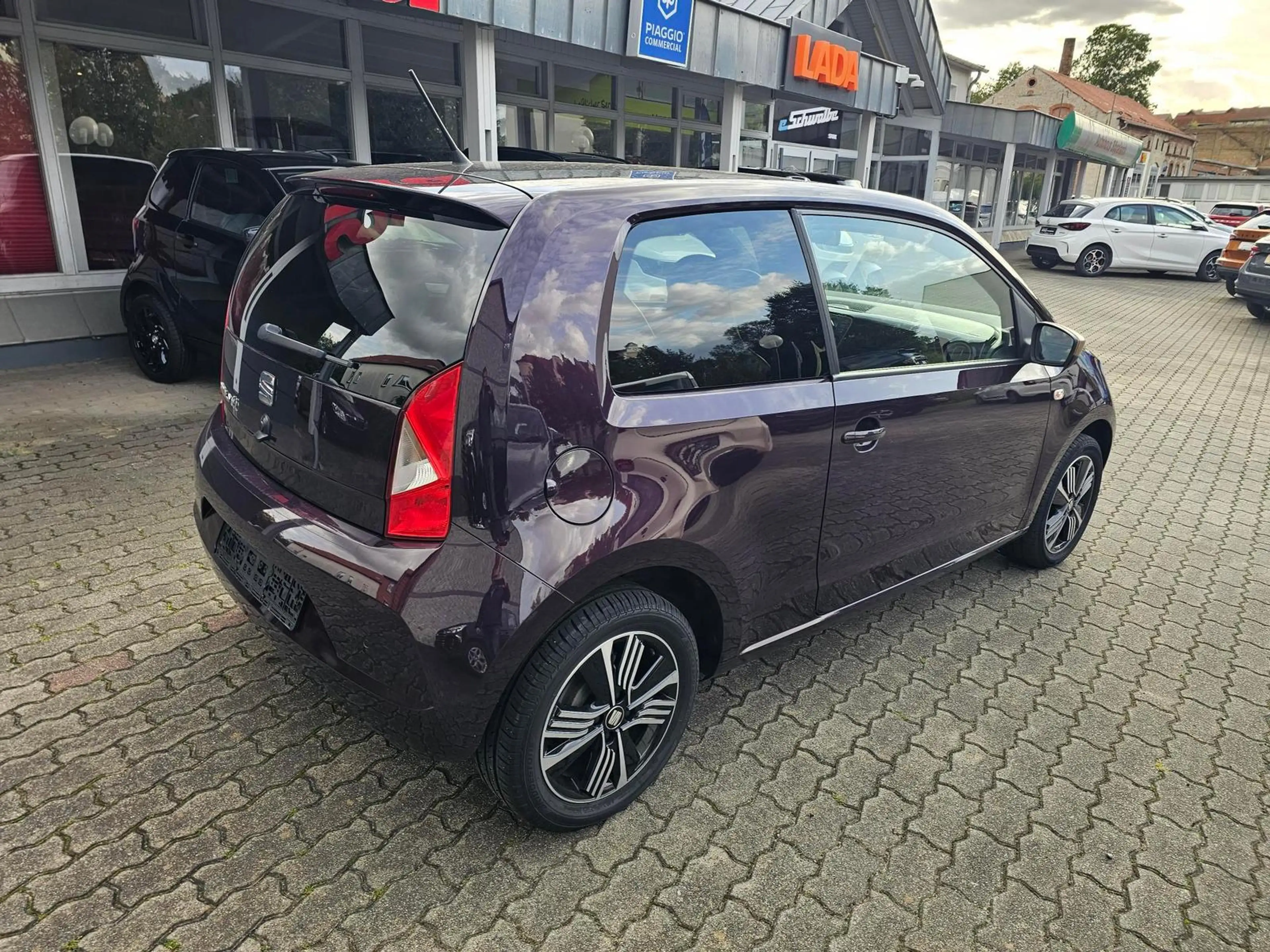 SEAT Mii 1.0 MPI COSMOPOLITAN+DACHKONTRAST+ALCANTARA+ — photo 3