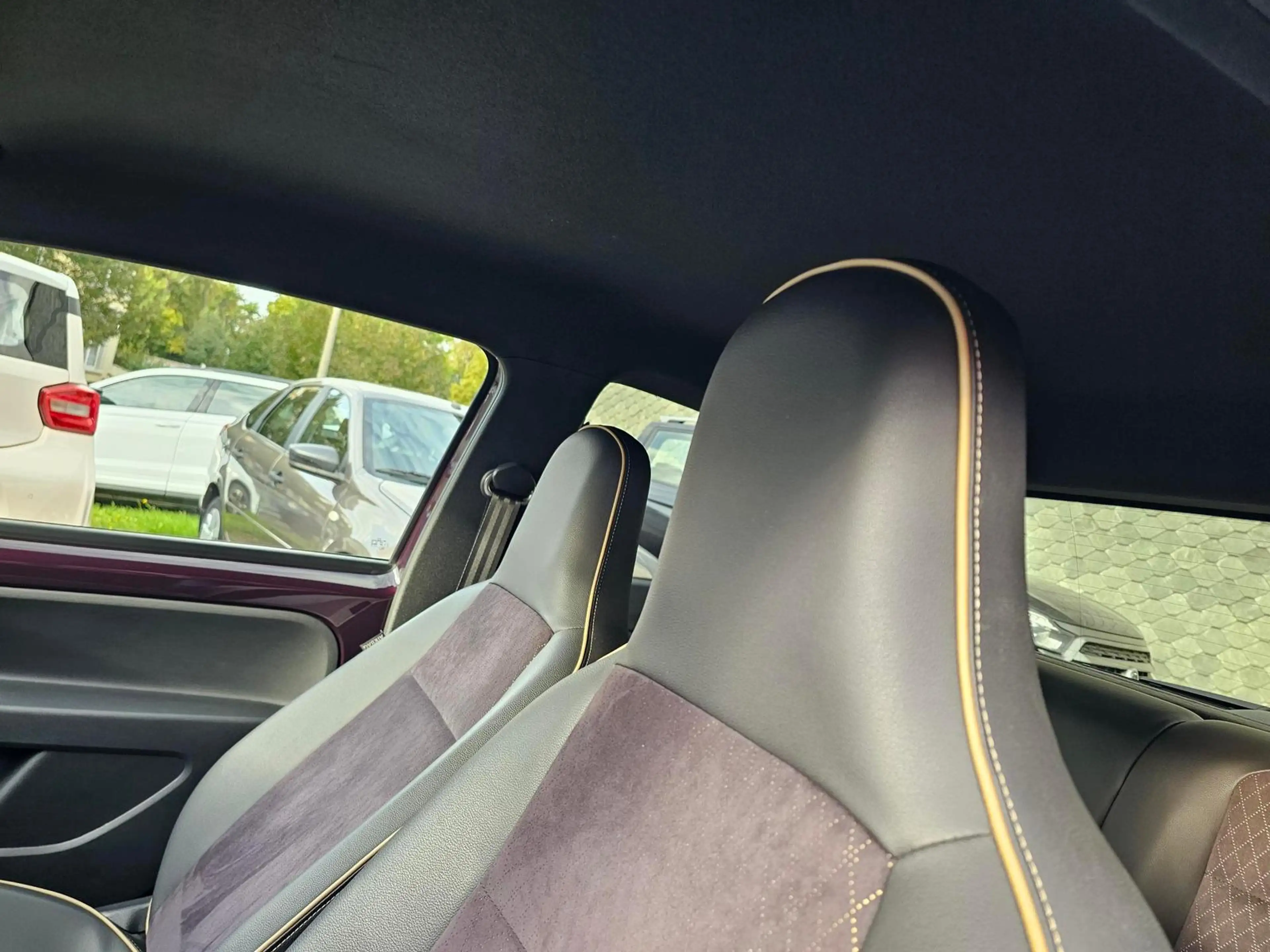 SEAT Mii 1.0 MPI COSMOPOLITAN+DACHKONTRAST+ALCANTARA+ — photo 13