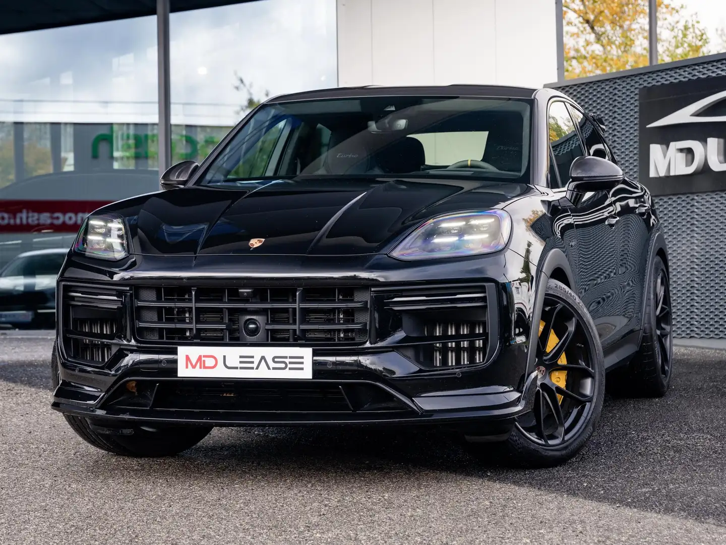 Porsche Cayenne COUPÉ E-HYBRID 4.0 V8 739 CH TURBO PACK GT Noir - 1