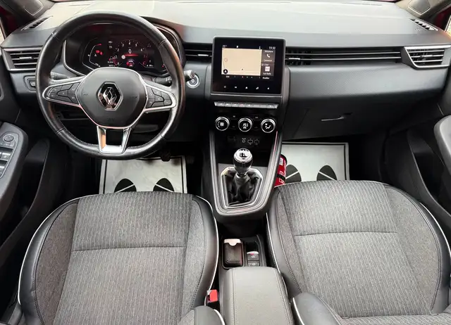 Renault Clio view 14