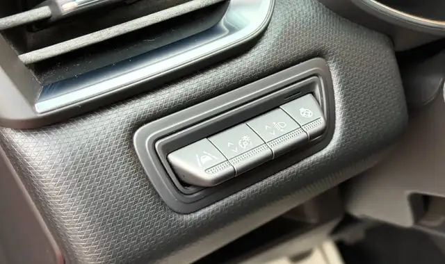 Renault Clio view 12