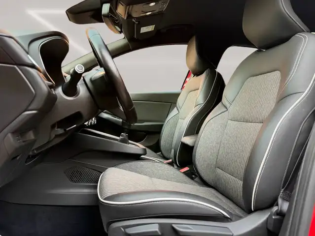 Renault Clio view 13