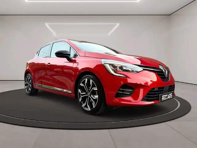 Renault Clio view 4