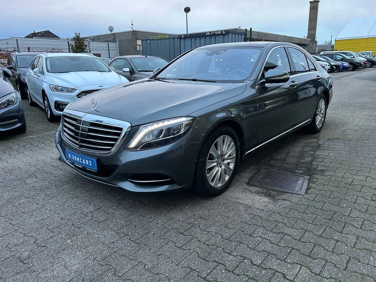 Mercedes-Benz S 500 4Matic/CHAUFFEUR/LUFTFEDERUNG/PANO/LEDER/ Gris - 2