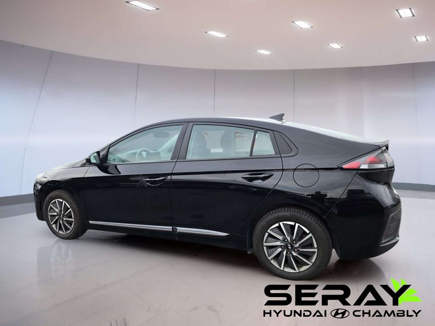 2021 Hyundai IONIQ Preferred à hayon — photo 1