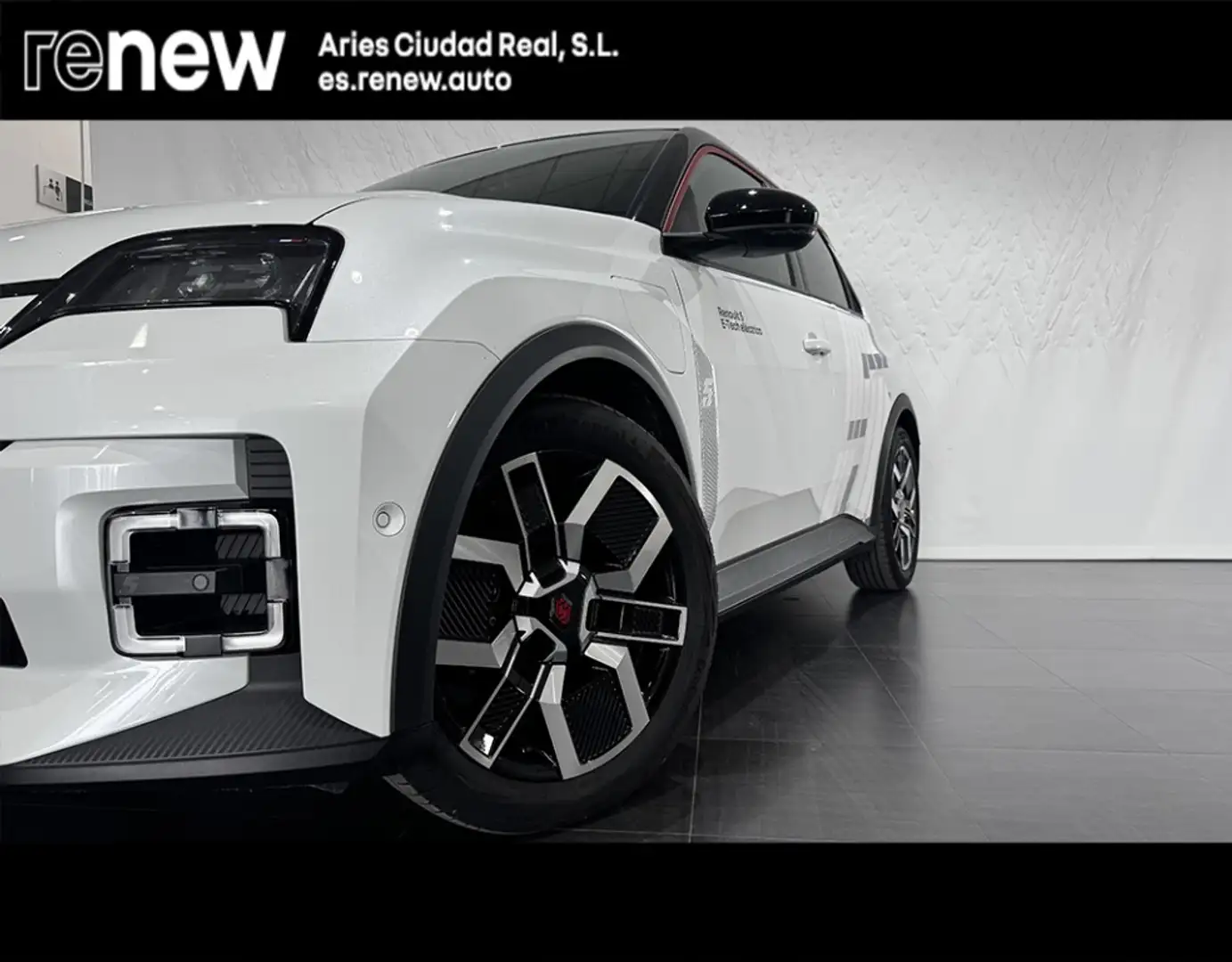 Renault Megane E-Tech 5 Techno autonomía urbana 90kW Blanco - 2