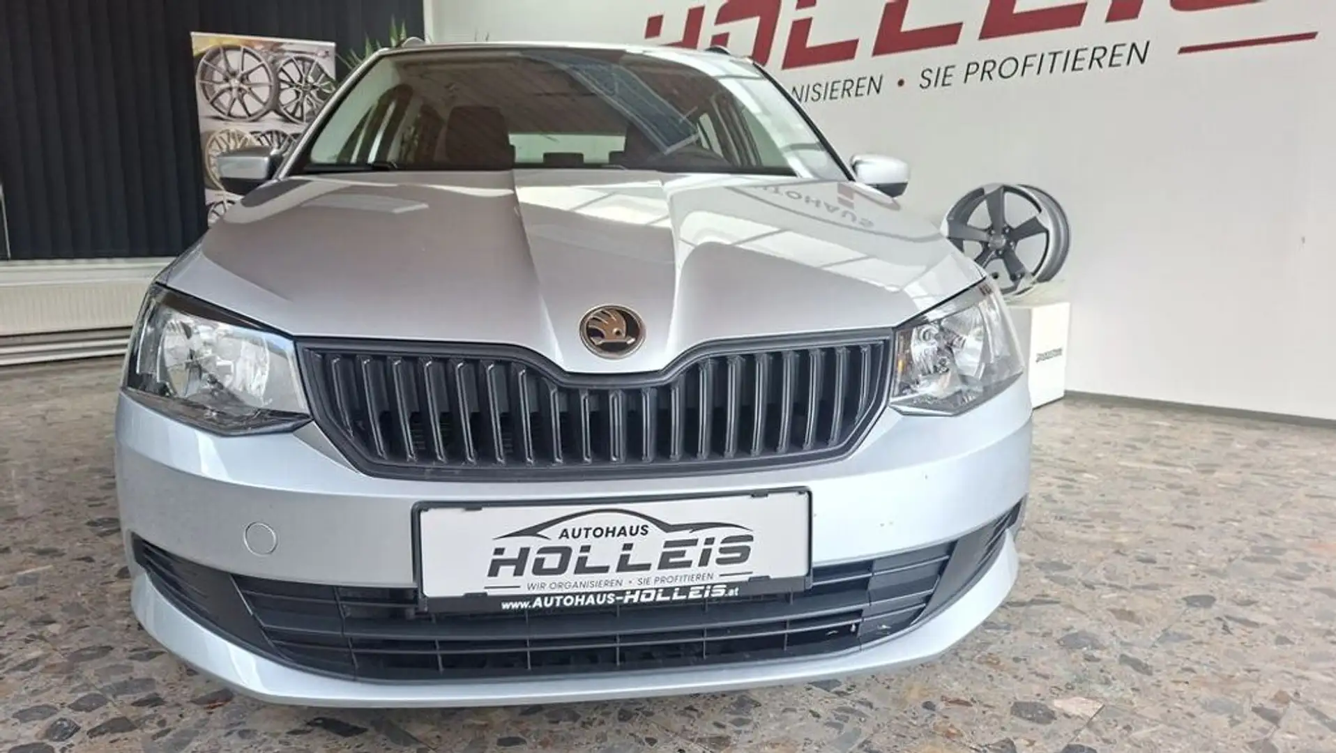 Skoda Fabia Kombi 1,0  75 ps Benzin Tausch möglich Silber - 2