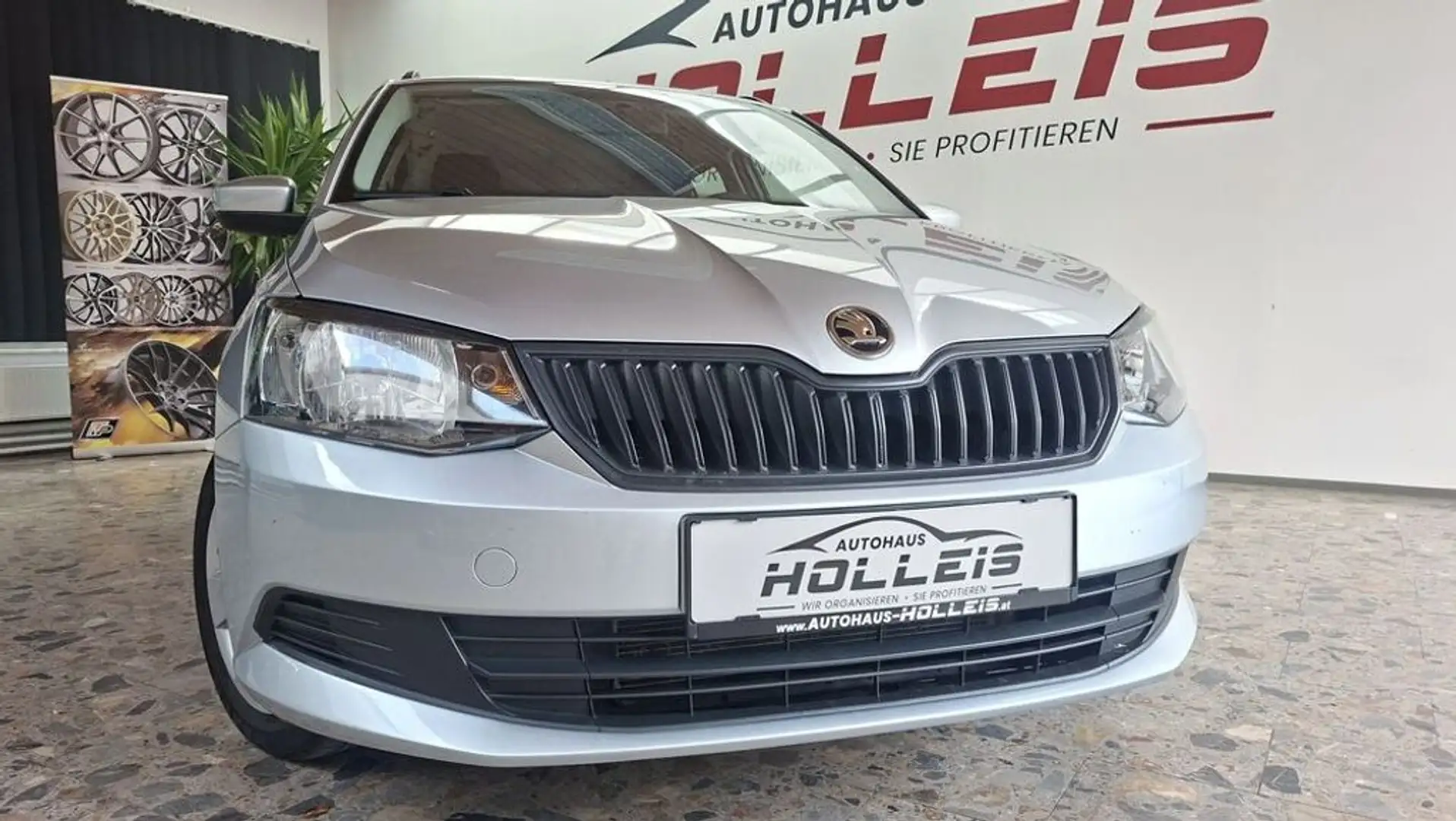 Skoda Fabia Kombi 1,0  75 ps Benzin Tausch möglich Silber - 1
