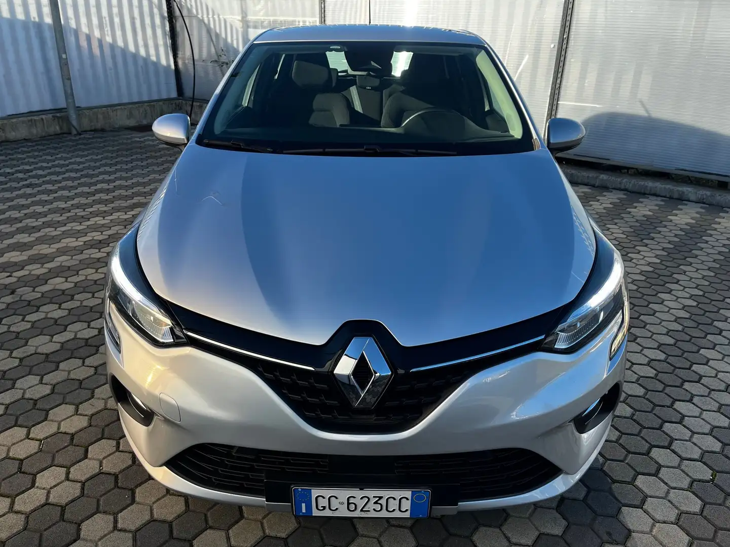 Renault Clio Clio V 2019 1.0 tce Zen 100cv Argento - 2
