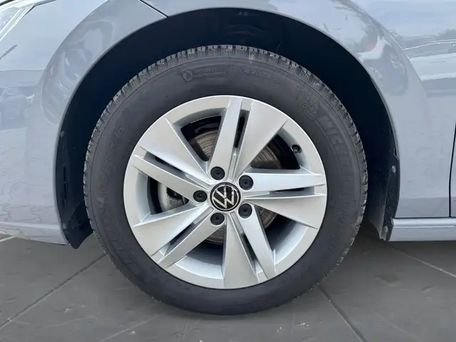 Volkswagen Golf view 15