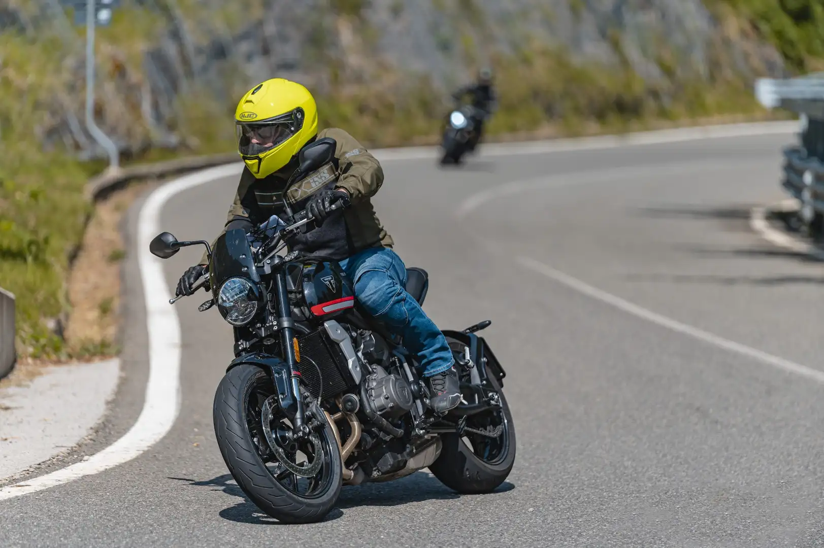 Triumph Trident 660 Nero - 1