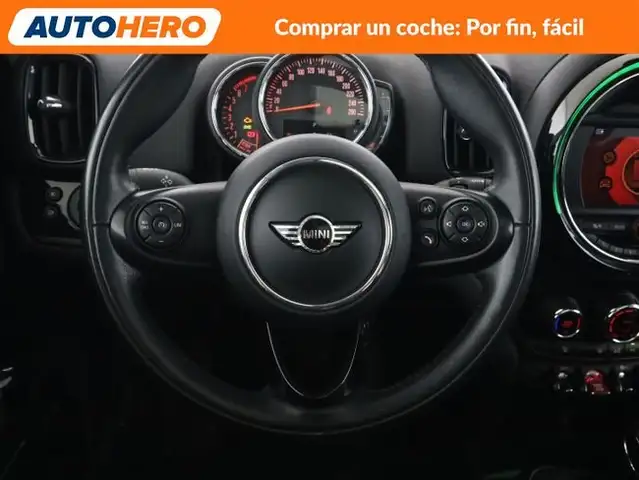Mini Countryman view 29