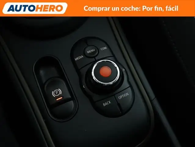 Mini Countryman view 28