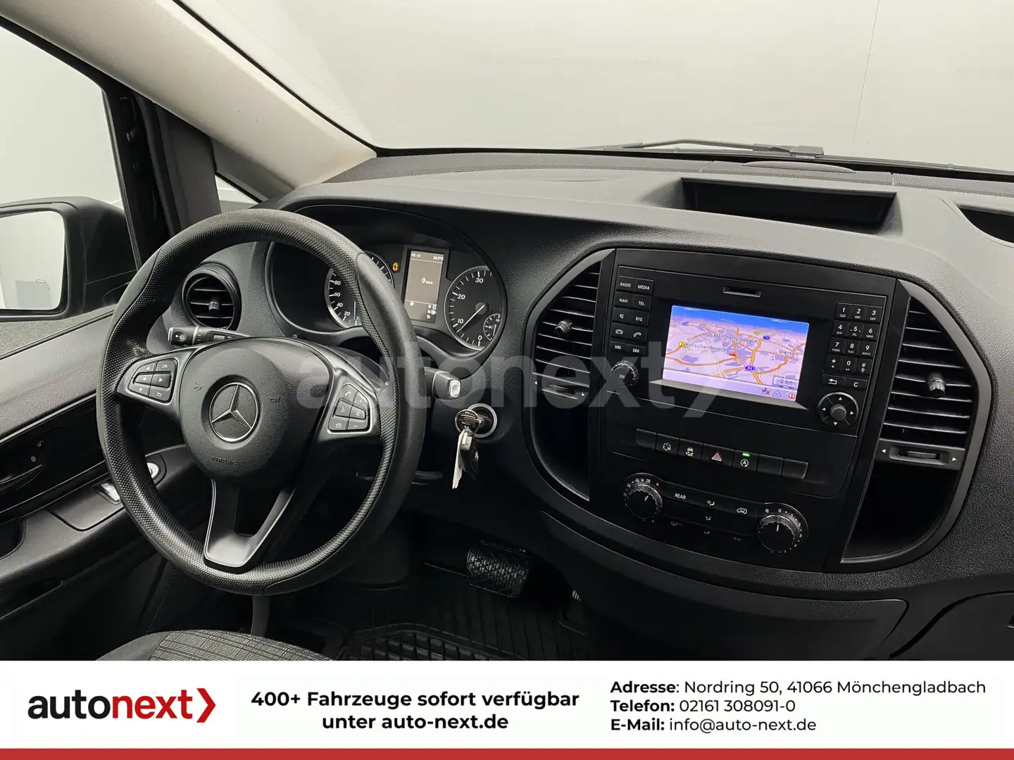 Mercedes-Benz Vito Tourer 114 Aut.*9-Sitze* 2x Klima+Navi+AHK (5449) Zwart - 2