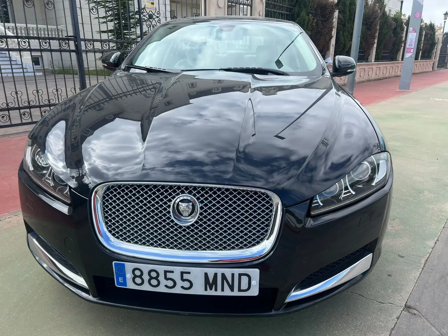 Jaguar XF 3.0 V6 Diesel Premium Luxury Aut. - 1