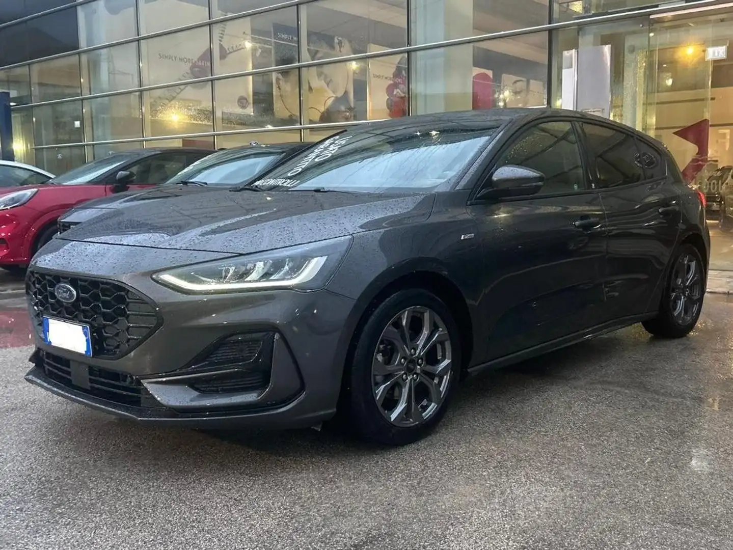 Ford Focus Focus 1.0 eco.hYB ST-Line Des.125cv-SEDE MELITO Gris - 2