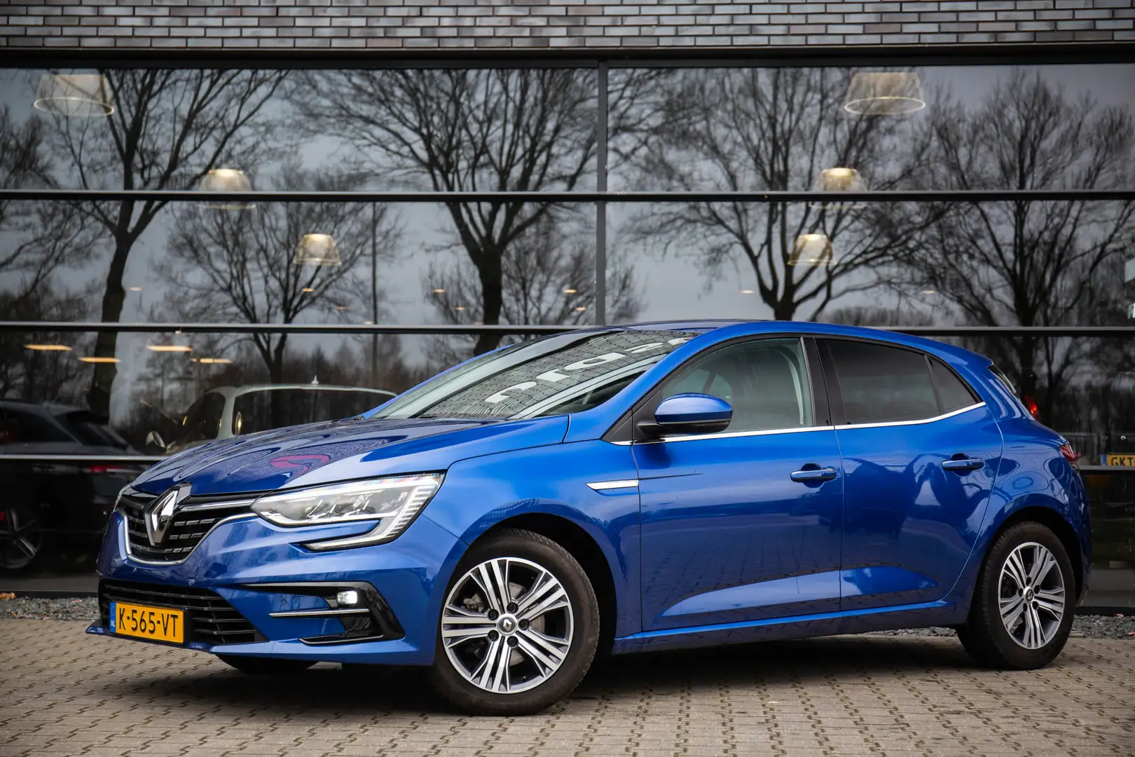 Renault Megane 1.3 TCe Intens , Navigatie, Trekhaak, Cruise contr Blauw - 2