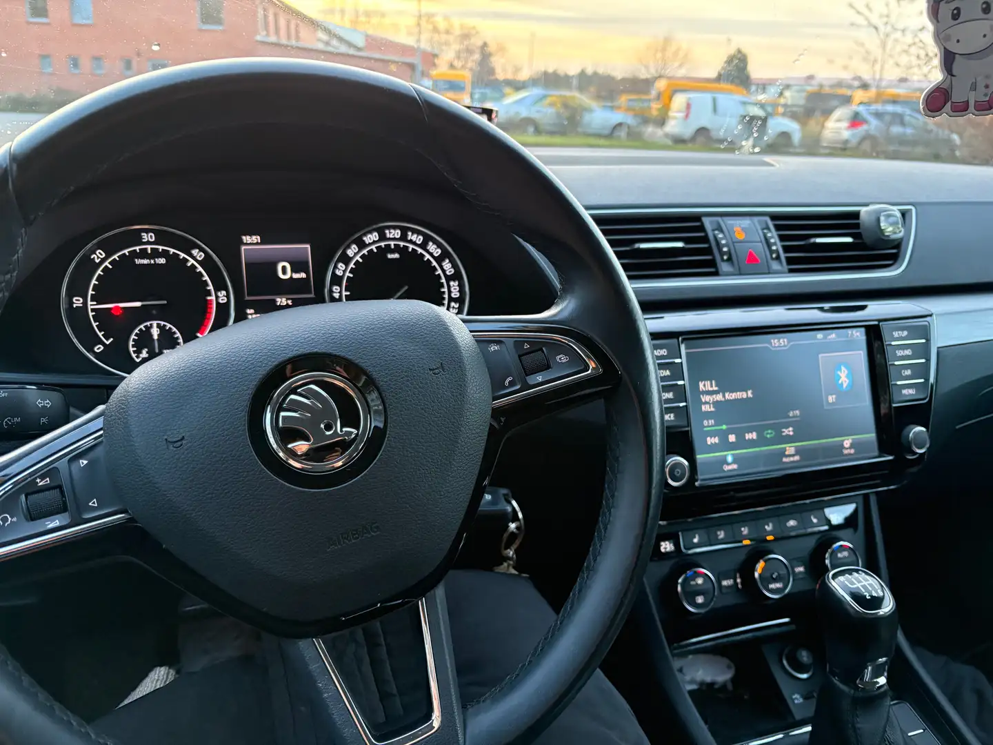 Skoda Superb Superb Combi 2.0 TDIStyle Grau - 2