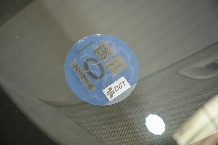 Tesla Model S 2016, foto 10