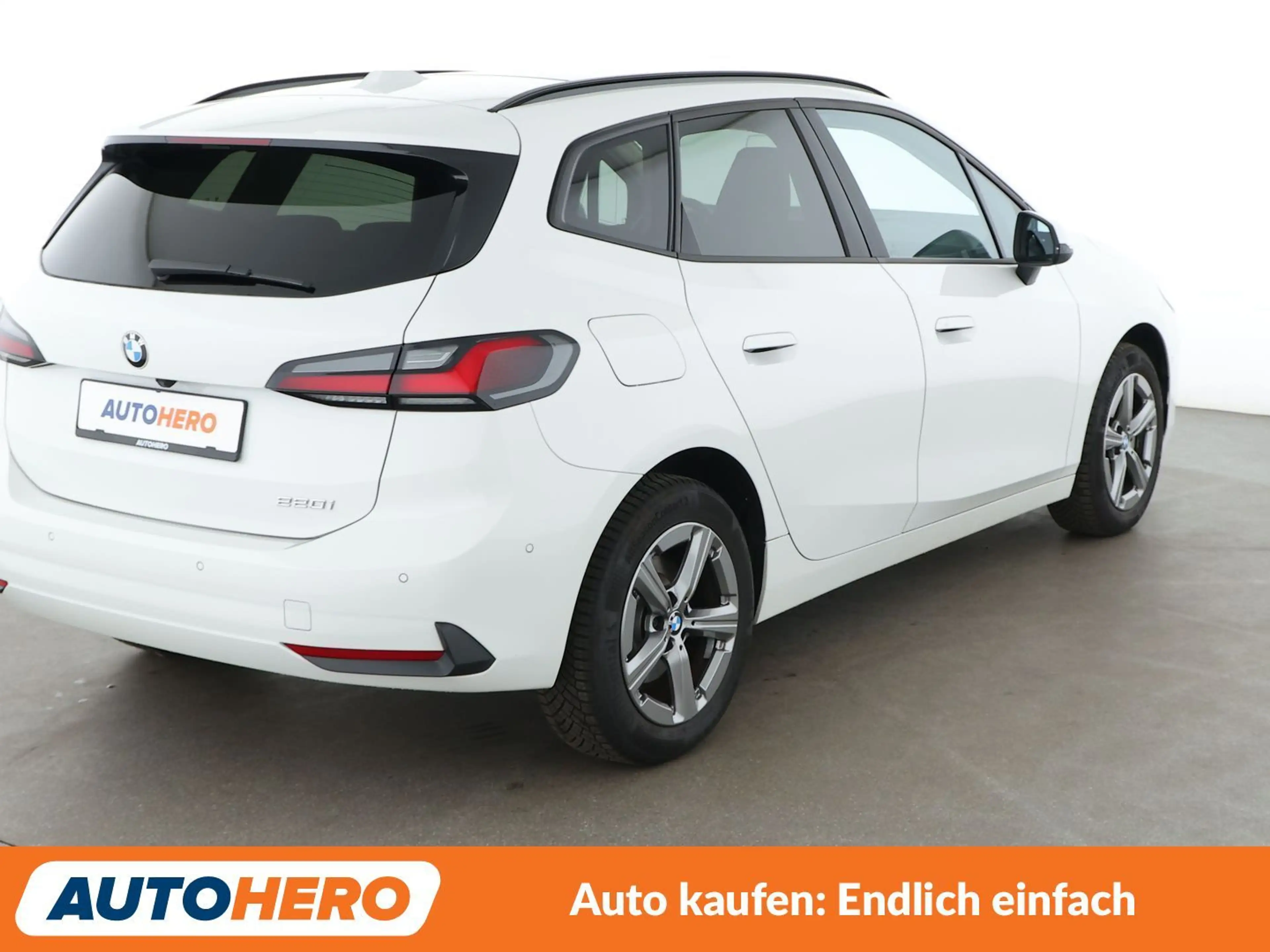 BMW 220 220i Active Tourer Mild-Hybrid Aut.*NAV*TEMPO*CAM* — photo 6