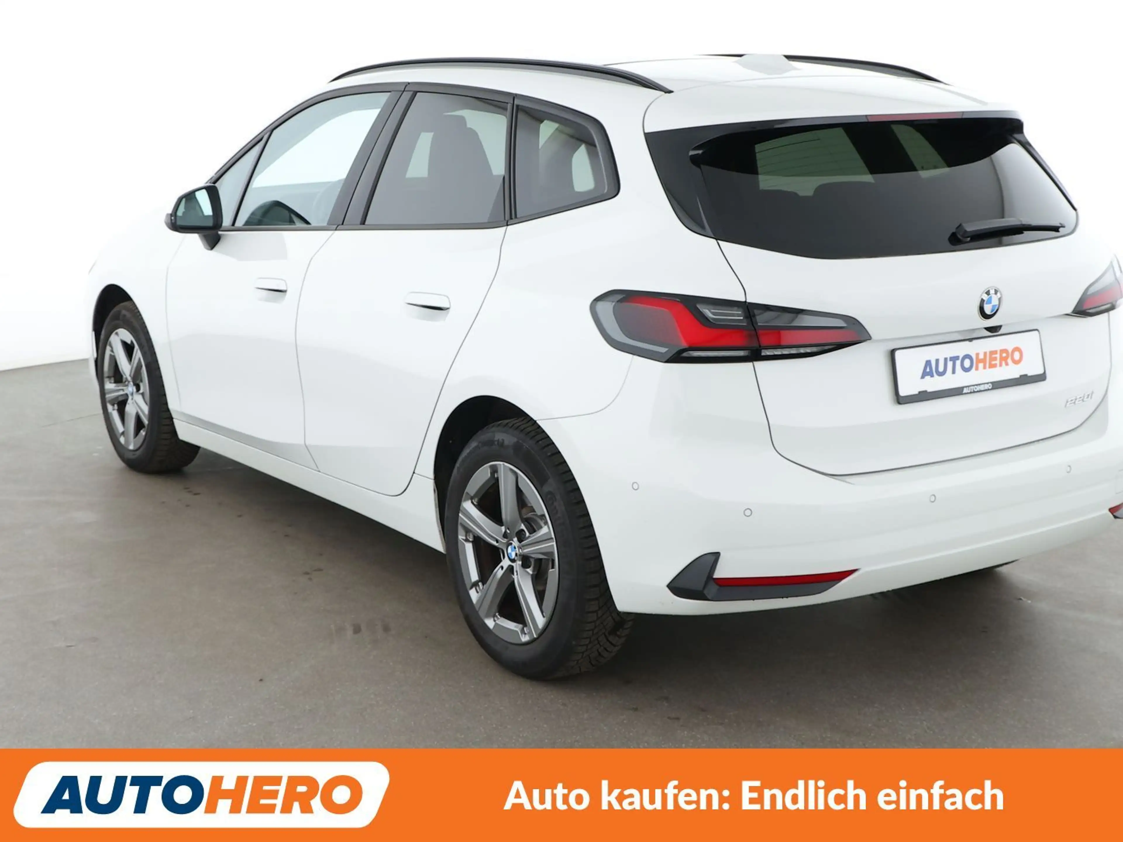 BMW 220 220i Active Tourer Mild-Hybrid Aut.*NAV*TEMPO*CAM* — photo 4
