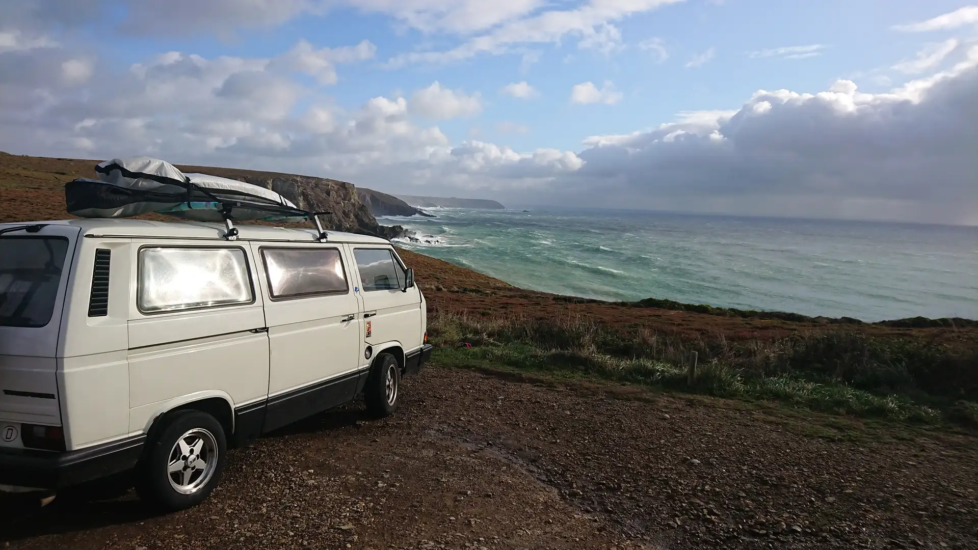 Volkswagen T3 Camperausbau Weiß - 1