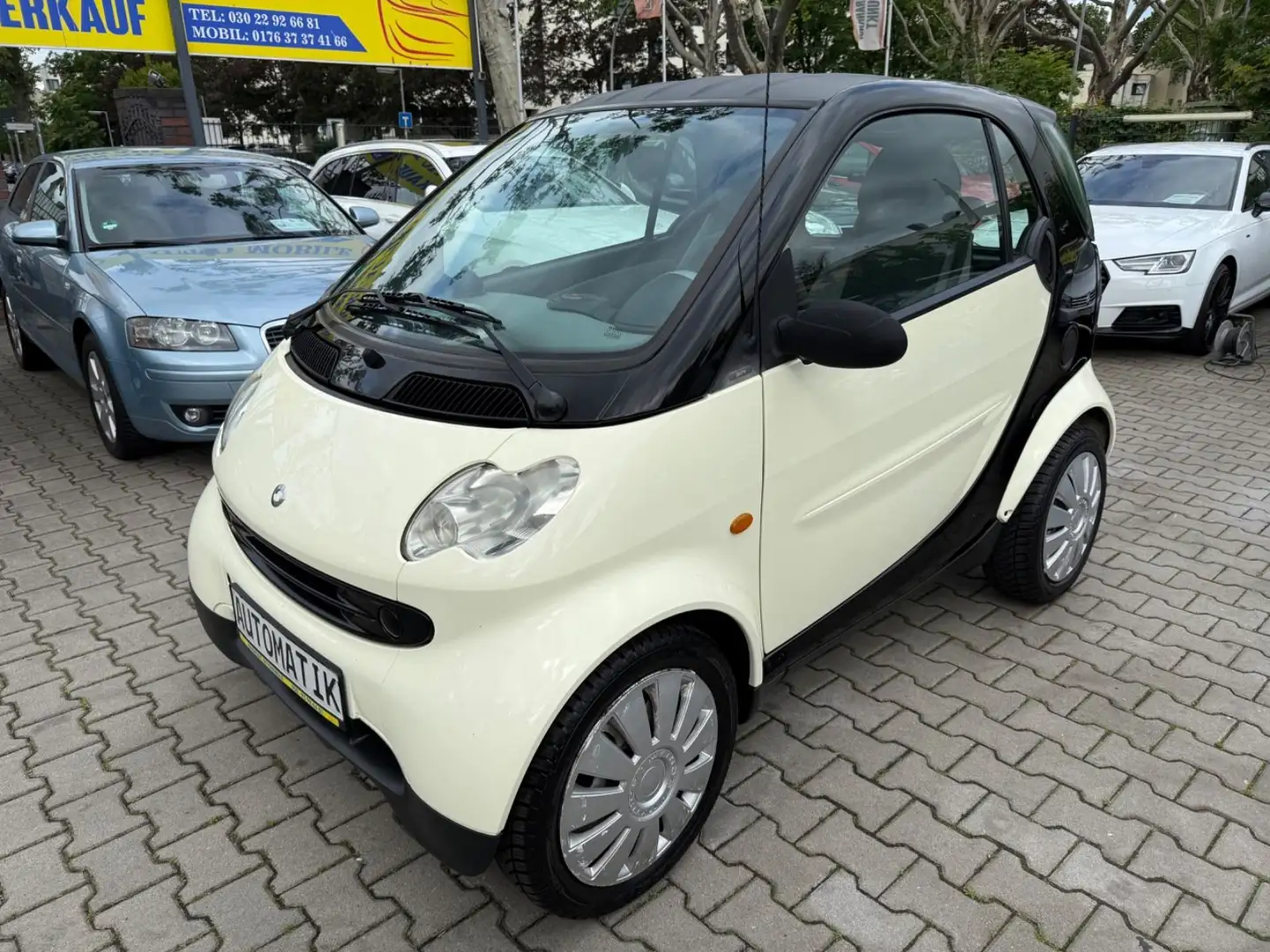 smart forTwo fortwo coupe Basis*AUTOMATIK Schwarz - 1